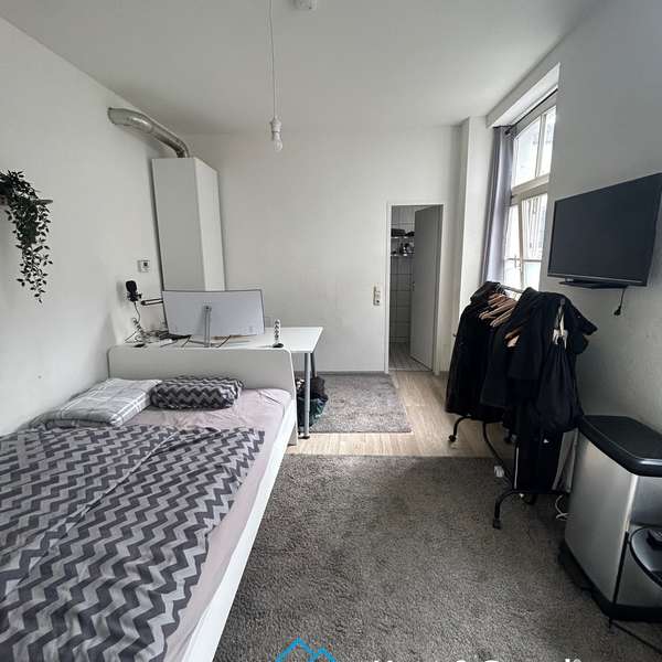 *** charmante 1-Zimmer-Wohnung - im schmuckhaften Wohnhaus  - RWTH ***