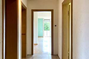 Familienfreundlich und voller Möglichkeiten: großzügige 4-Zimmer-Wohnung mit Loggia und Garage – 30952 Pattensen – Vorschaubild 9