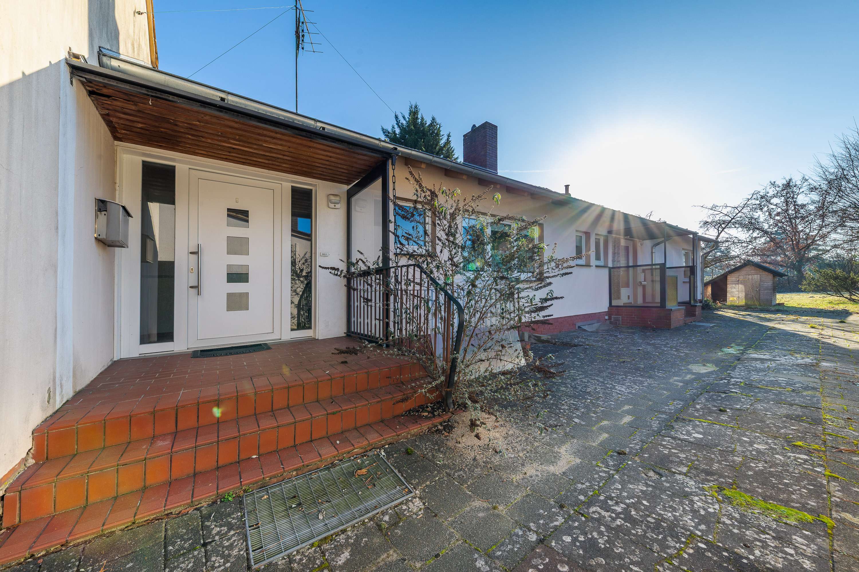 Zwei Familien, ein Zuhause: Großes Grundstück, unendliche Möglichkeiten, Nienburg Weser Kreis – Bild 2