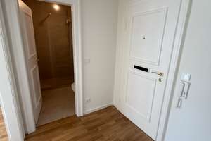 Erstbezug nach umfassender Sanierung – hochwertige 2-Zimmer-Wohnung mit zwei Balkonen in Nymphenburg – Ferdinand-Maria-Straße 51, 80639 Nymphenburg, München – Vorschaubild 3