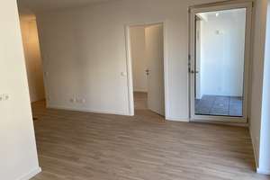 Kleine 2-Zimmer-Wohnung mit EBK und Loggia / Pandion Penta – Hermine-von-Parish-Straße 38, 81245 Neupasing, München – Vorschaubild 7