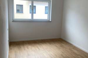 Erstbezug Modernes und großzügiges Reihenmittelhaus am Ortsrand von Offenstetten – Hofmark 54 d, 93326 Abensberg – Vorschaubild 14