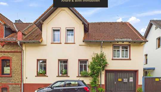 Bild von Liebevoll saniertes Einfamilienhaus im Herzen von Hofheim