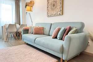 Stilvolle 2-Zimmer-Wohnung mit Einbauküche in Wiesbaden – Dotzheimer Straße 51, 65197 Wiesbaden – Vorschaubild 1