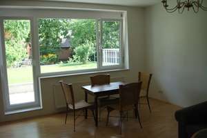 3-Zimmer-Wohnung im Erdgeschoss rechts