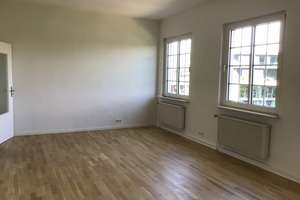 große 3-Zimmer-Wohnung direkt im Herzen von Aachen zu vermieten – Hartmannstr. 8 - 10, 52062 Markt, Aachen – Vorschaubild 3