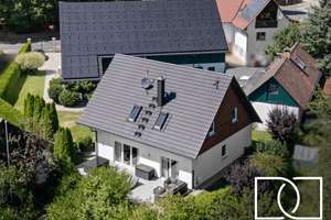 Einfamilienhaus mit Nebengebäude! Hochwertiges Anwesen mit energieeffizienter Ausstattung