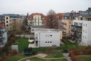 Besichtigung: Schöner Altbau - EBK, gr. Südbalkon, TG-Platz, Badewanne, Keller, Gartenbenutzung – Dornblüthstraße 22, 1277 Striesen-Ost, Dresden – Vorschaubild 9