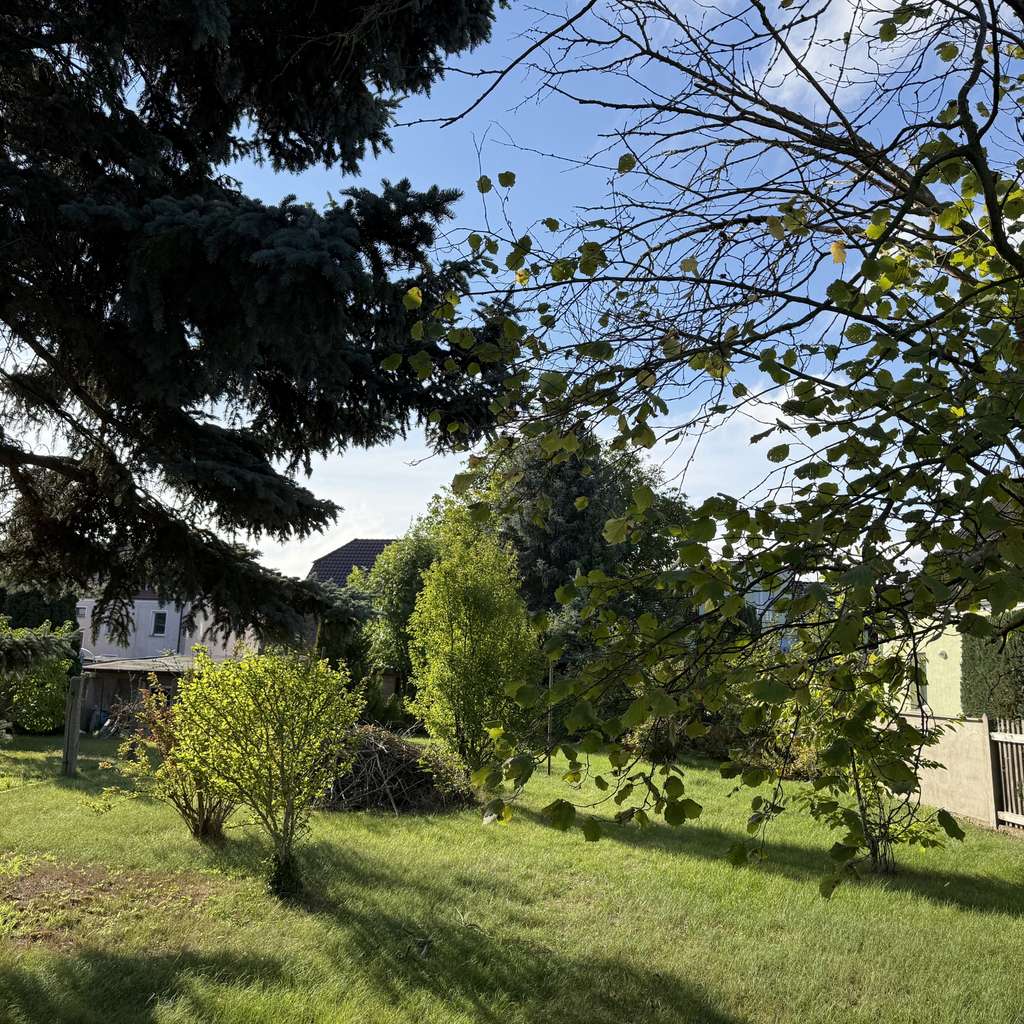 Immobilie in Markranstädt - Charmante Doppelhaushälfte mit großem Grundstück in ruhiger Lage von Großlehna - Bild 1