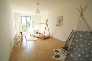 Lichtdurchflutete Maisonettwohung im Einfamilienhausstil – Die vollständige Adresse der Immobilie erhältst du vom Anbieter., 1445 Radebeul – Vorschaubild 5