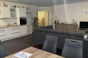 Moderne und ruhige 3-Zimmer Wohnung mit Balkon, EBK in Grevenbroich-Zentrum