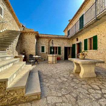 Herrenhaus in Mancor de la Vall