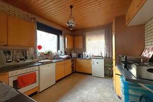 Zweifamilienhaus in zentraler Lage – Die vollständige Adresse der Immobilie erhältst du vom Anbieter., 31632 Husum – Vorschaubild 20