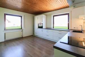 Preis-Leistungs-Highlight: Haus mit kleinem Garten & Terrasse zum Wohnungspreis – Die vollständige Adresse der Immobilie erhältst du vom Anbieter., 86669 Königsmoos – Vorschaubild 9