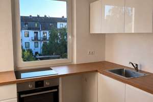 Frisch renovierte  4,5 Zimmern Whg. Mit  Balkon in Bremen – Fliederstraße 22, 28207 Hastedt, Bremen – Vorschaubild 5