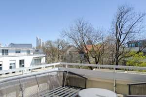 Großzügiges Raumangebot: 5-Zimmer-Wohnung in Alt-Bogenhausen – Ismaninger Straße 136, 81675 Altbogenhausen, München – Vorschaubild 9