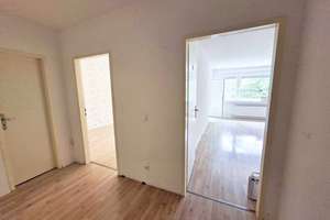 CITYHOUSE: Gepflegte 2 Zimmer Wohnung mit großem Balkon, Keller und TG Stellplatz in zentraler Lage – 51145 Urbach, Köln – Vorschaubild 12