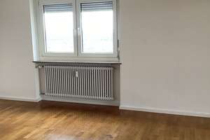 Hier findet jeder seinen Platz: großzügige 4,5-Zimmer-Wohnung – Wallensteinstr. 37, 70437 Freiberg, Stuttgart – Vorschaubild 2