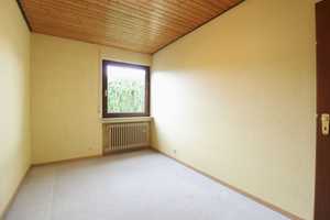 Wohnen auf einer Ebene: Bungalow mit Garten, Keller, Zwei Garagen und Freistellplatz – Zollernalbkreis – Vorschaubild 15
