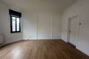 Studenten WG – 5 Moderne WG-Zimmer mit Balkon in zentraler Lage von Bremerhaven – An der Allee 29, 27568 Mitte, Bremerhaven – Vorschaubild 8