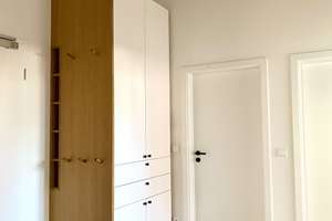 Exklusive 4-Zimmer-Dachgeschosswohnung mit Einbauküche in München Obermenzing – Die vollständige Adresse der Immobilie erhältst du vom Anbieter., 81247 Obermenzing, München – Vorschaubild 11