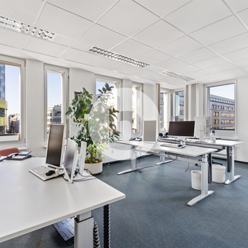 Moderne Büroflächen mit hochwertiger Ausstattung in Berlin-Kreuzberg