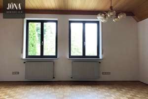 Wohnen im Grünen!
Einfamilienhaus am Fuße der Plassenburg mit Blick über Kulmbach – Die vollständige Adresse der Immobilie erhältst du vom Anbieter., 95326 Kulmbach – Vorschaubild 22
