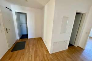 Moderne 3-Zimmer-Wohnung  mit zwei Balkonen und praktischem Lagerraum! – Marie-Schandri-Str. 12, 93055 Burgweinting-Harting, Regensburg – Vorschaubild 7