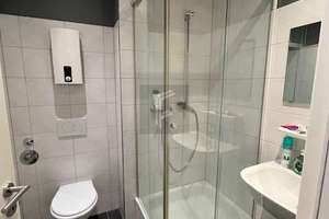 Teilmöblierte 1,5-Zimmer-Wohnung mit separater Küche in zentraler Lage von Mönchengladbach – Die vollständige Adresse der Immobilie erhältst du vom Anbieter., 41061 Gladbach, Mönchengladbach – Vorschaubild 2