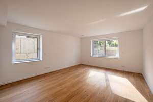 Moderne Stadtvilla mit Garten, Souterrain, Wärmepumpe und Energieeffizienz A+ in ruhiger Bestlage – Die vollständige Adresse der Immobilie erhältst du vom Anbieter., 22397 Duvenstedt, Hamburg – Vorschaubild 14