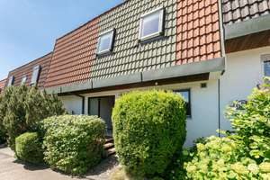 Split-Level-Architektur trifft Wohnkomfort – 
gepflegtes RMH mit Garage – Die vollständige Adresse der Immobilie erhältst du vom Anbieter., 89075 Eselsberg, Ulm – Vorschaubild 2