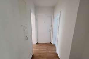 Gemütliche 3-Zimmer-Wohnung mit Wohnküche in Oberhausen zu vermieten  – Öttinger Straße 21, 86154 Oberhausen-Nord, Augsburg – Vorschaubild 3