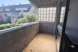 helle 4 - Zimmer Wohnung in Köln Rodenkirchen (Ortskern) mit 2 Balkonen- WG geeignet  – Die vollständige Adresse der Immobilie erhältst du vom Anbieter., 50996 Rodenkirchen (Ortsteil), Köln – Vorschaubild 13