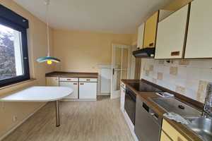 Gepflegtes und charmantes Dreifamilienhaus mit Traumgarten und Garage – Aschaffenburg – Vorschaubild 9