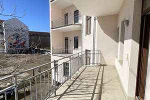 Property thumbnail 1