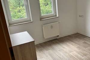 Frisch renovierte 2-Zimmer mit Dusche in beliebter Lage! TG mgl.! Teilmöbliert! – Olbernhauer Straße 16-18, 9125 Altchemnitz, Chemnitz – Vorschaubild 12