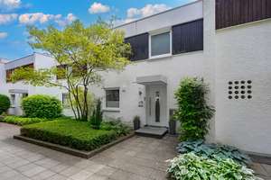 MODERNISIERTES REIHENMITTELHAUS MIT TERRASSE, GARTEN, SAUNA & GARAGE IN HAAR – Die vollständige Adresse der Immobilie erhältst du vom Anbieter., 85540 Haar – Vorschaubild 32