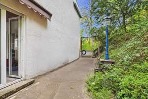 Großzügige 4-Zimmer-Wohnung mit 117 m², 2 Balkonen & viel Potenzial in Stuttgart – Die vollständige Adresse der Immobilie erhältst du vom Anbieter., 70174 Relenberg, Stuttgart – Vorschaubild 9