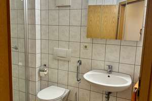 Von privat: helle barrierefreie 2,5Zi-EG-Whg in Pf-Nordstadt – Hohenzollernstr. 83B, 75177 Nordstadt, Pforzheim – Vorschaubild 15