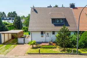 Doppelhaushälfte auf großzügigem Grundstück mit Erweiterungspotenzial – Die vollständige Adresse der Immobilie erhältst du vom Anbieter., 51069 Dünnwald, Köln – Vorschaubild 19