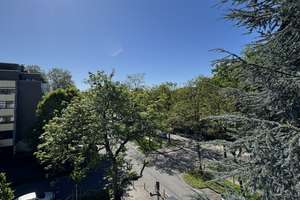 Wohnen in Bestlage - Dachwohnung  am Volksgarten  mit großzügigem Grundriss *Balkon*Garage* – Volksgartenstraße 50, 50677 Neustadt/Süd, Köln – Vorschaubild 14