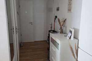 Neuwertige Balkonwohnung mit Einbauküche und schickem Duschbad, Gäste-Wc und Garage. – Kölnerstr. 106, 50226 Frechen – Vorschaubild 8