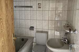 Porz-Eil - solide und gutgeschnittene (modernisierungsbedürftige) 3.-Zimmerwohnung mit Balkon! – Bonner Straße 75, 51145 Eil, Köln – Vorschaubild 13