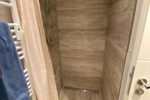 Exklusive, vollständig renovierte 3-Zimmer-DG-Wohnung mit Einbauküche  in Stuttgart – Die vollständige Adresse der Immobilie erhältst du vom Anbieter., 70374 Im Geiger, Stuttgart – Vorschaubild 10