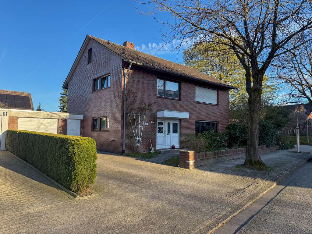 Immobilie in Nordhorn - Renditeobjekt mit Perspektive: Zwei Wohneinheiten in zentraler Lage - Bild 1