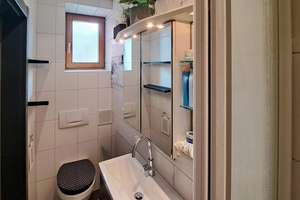 Seltene Gelegenheit in München-Allach: Fünfparteienhaus mit traumhaftem Grundstück, Pool und Garten – Die vollständige Adresse der Immobilie erhältst du vom Anbieter., 80999 Untermenzing, München – Vorschaubild 48