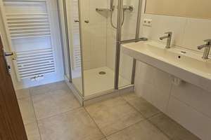 Barrierefreies Wohnen mit Panoramablick – Humboldtstr. 30, 72766 Reutlingen-Mitte, Reutlingen – Vorschaubild 2