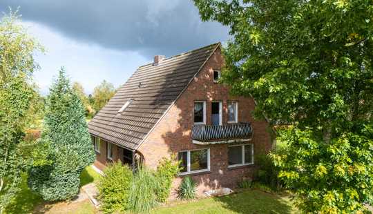 Bild von Sanierungsbedürftiges Wohnhaus mit viel Potenzial und Baugrundstück!