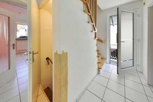 Einfamilienhaus und Praxisgebäude mit ca. 250 m² Wohn-und Nutzfläche in Neustadt a. d. Weinstraß – Die vollständige Adresse der Immobilie erhältst du vom Anbieter., 67435 Lachen-Speyerdorf, Neustadt an der Weinstraße – Vorschaubild 2