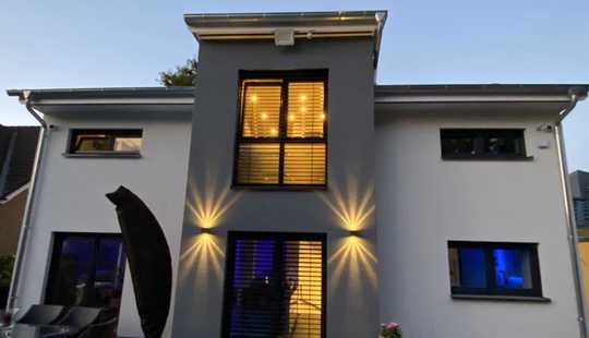 Bild von Neubau Villa fertig gestellt in bester Lage von Oberursel !!!